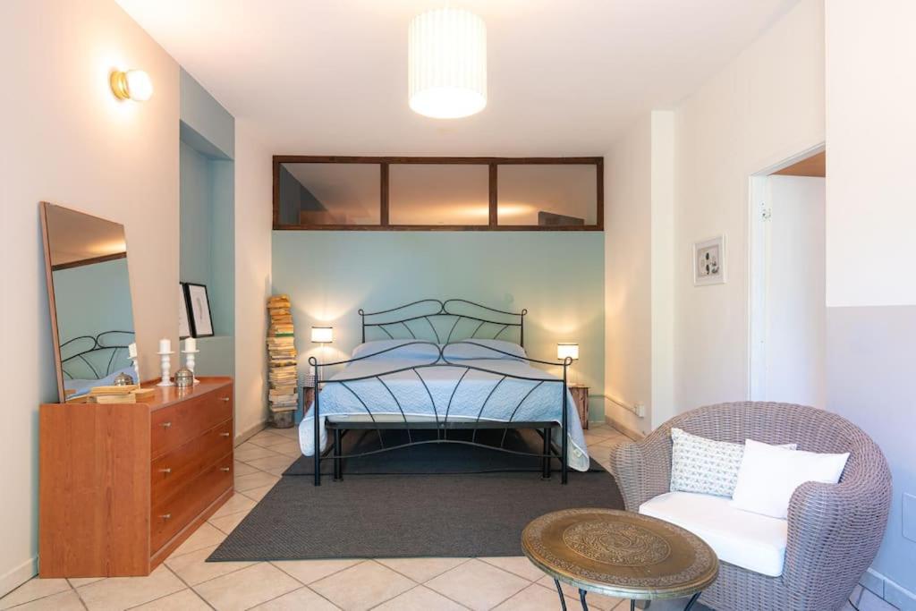 Casolara: Ospitalita Su Misura Apartment Castello di Serravalle Luaran gambar